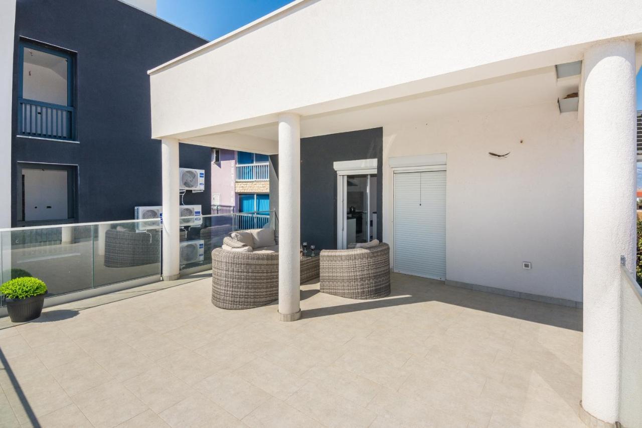 Apartments Krpan Vir Εξωτερικό φωτογραφία