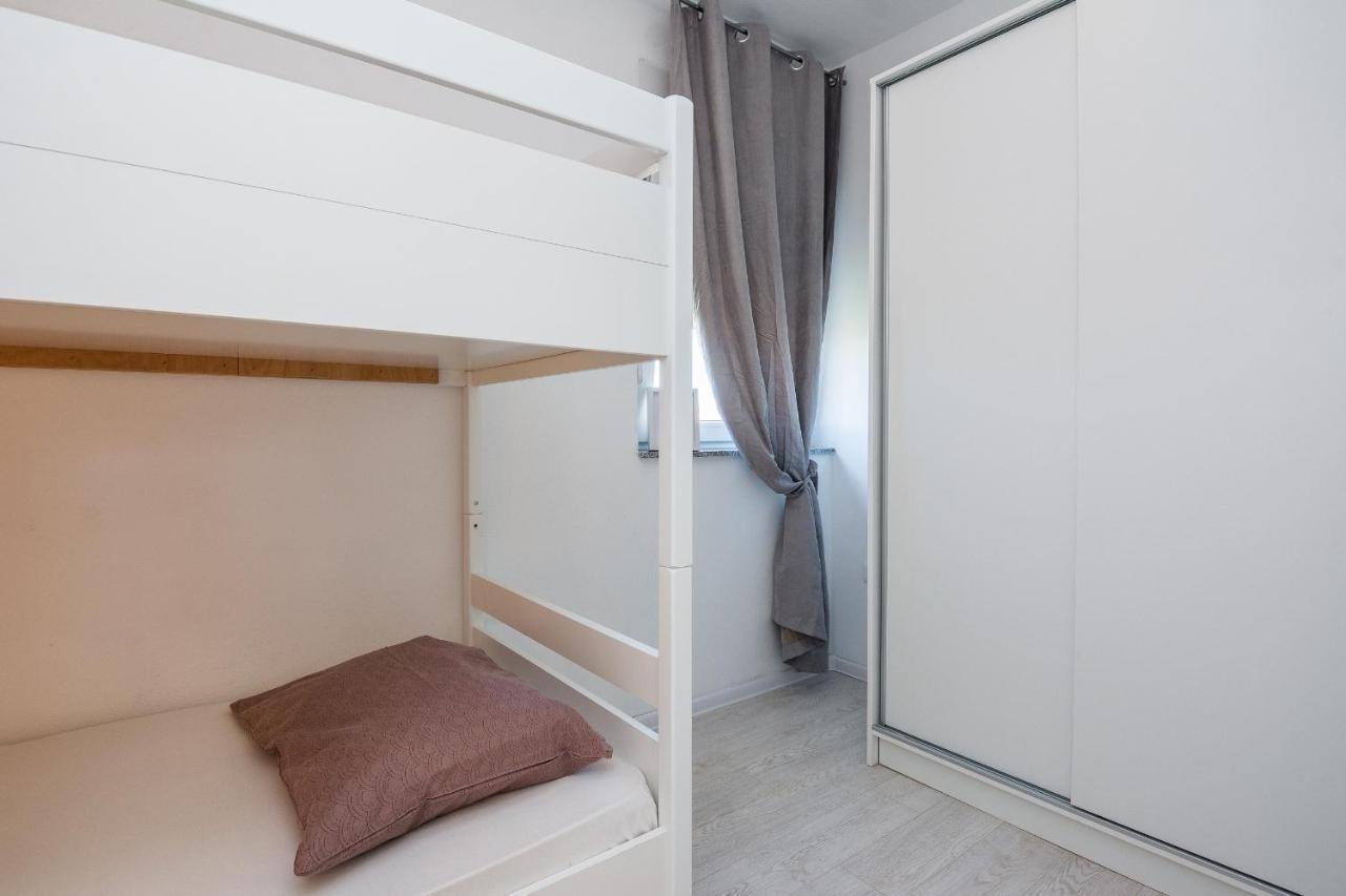 Apartments Krpan Vir Εξωτερικό φωτογραφία