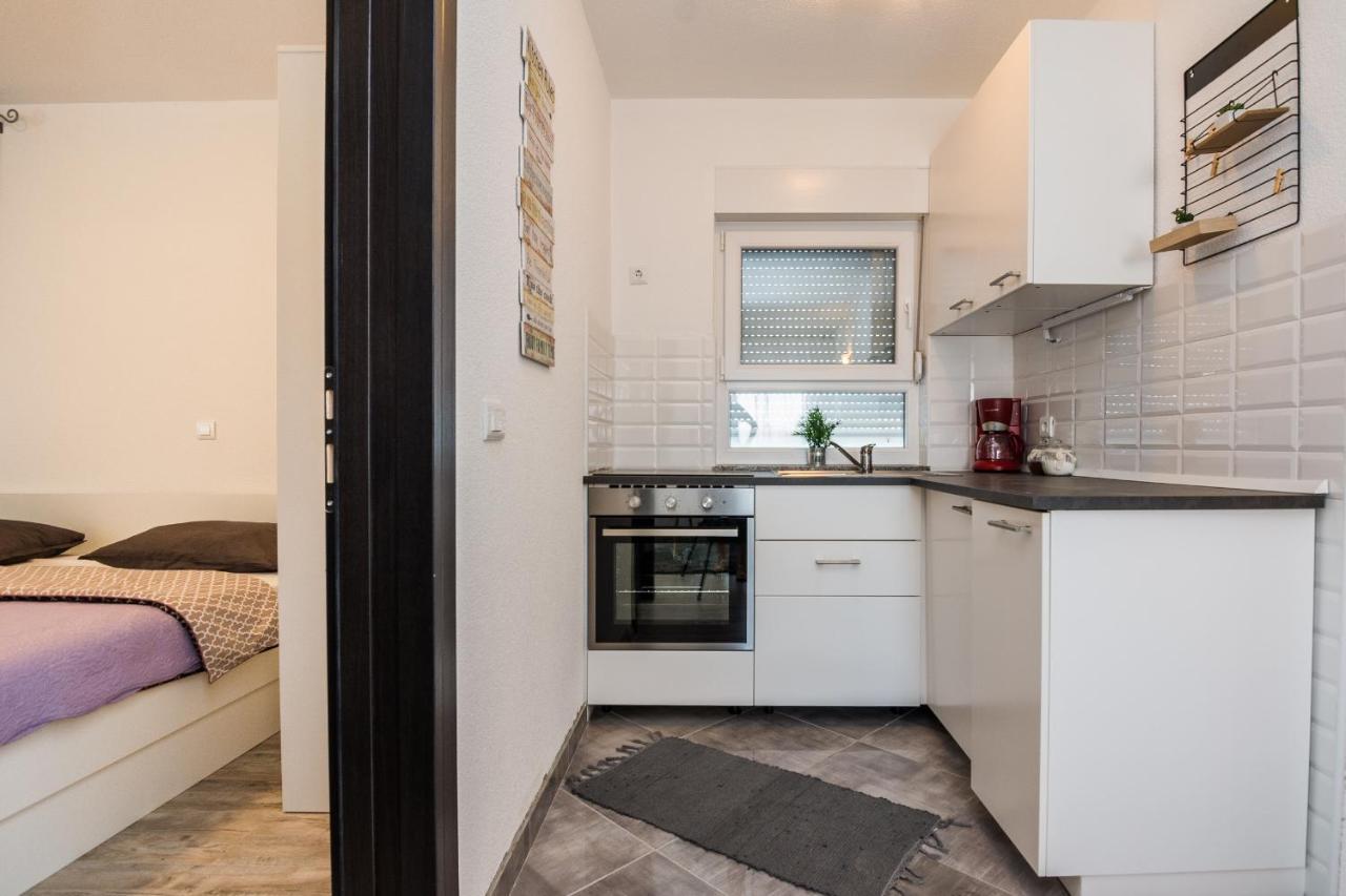 Apartments Krpan Vir Εξωτερικό φωτογραφία
